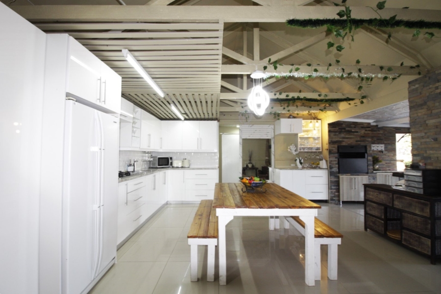 3 Bedroom Property for Sale in Wavecrest Eastern Cape